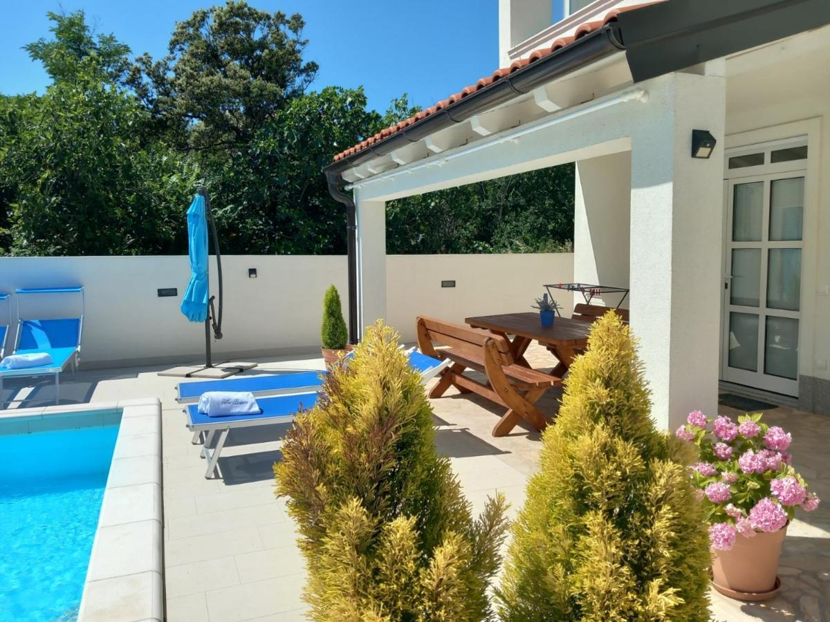 Villa Bianca - Apartment With Private Pool Privlaka  Eksteriør bilde